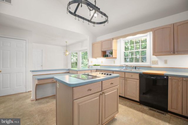 201 GREEN ST, Locust Grove, VA 22508