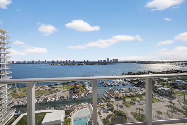 220 Lake Shore Drive 1906, Lake Park, FL 33403