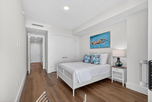 220 Lake Shore Drive 1906, Lake Park, FL 33403