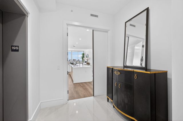 220 Lake Shore Drive 1906, Lake Park, FL 33403