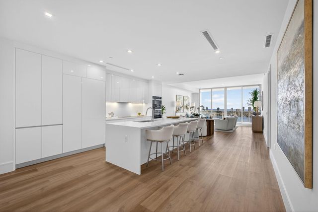 220 Lake Shore Drive 1906, Lake Park, FL 33403