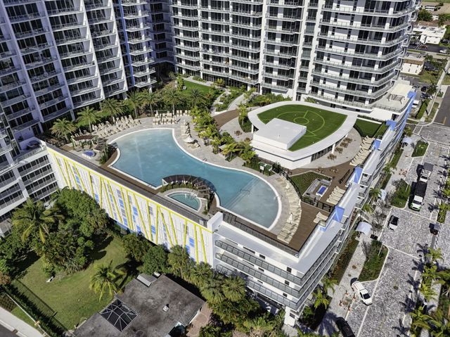 220 Lake Shore Drive 1906, Lake Park, FL 33403