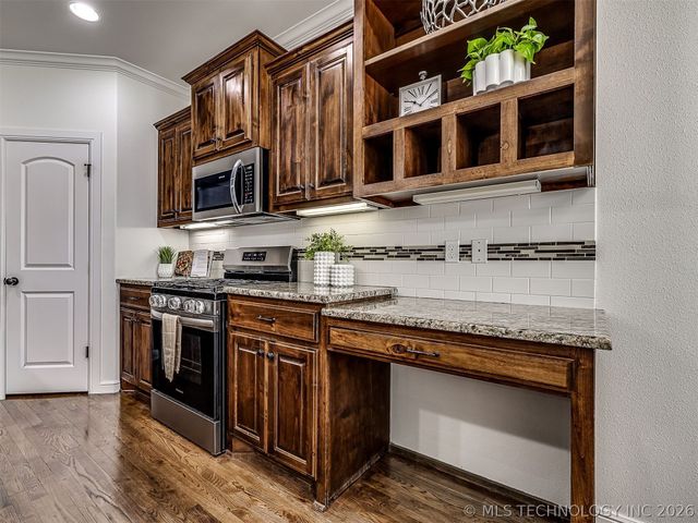 1937 Lester Avenue, Bartlesville, OK 74006