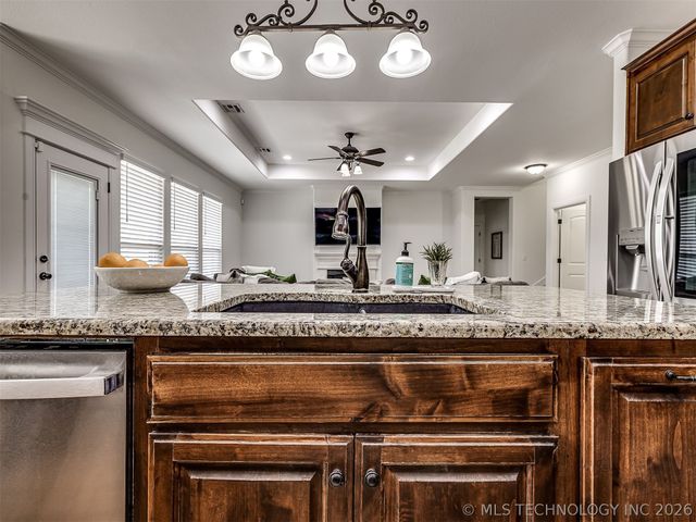 1937 Lester Avenue, Bartlesville, OK 74006