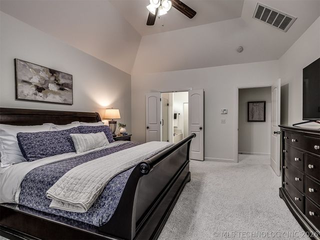 1937 Lester Avenue, Bartlesville, OK 74006