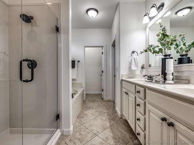 1937 Lester Avenue, Bartlesville, OK 74006