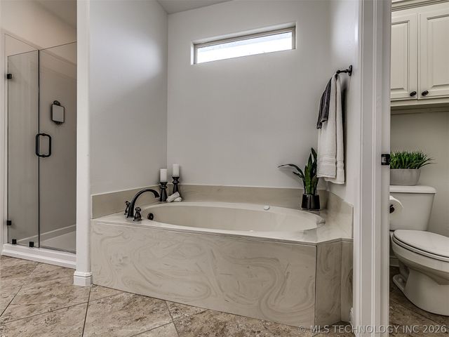 1937 Lester Avenue, Bartlesville, OK 74006