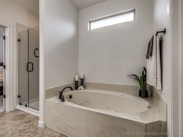 1937 Lester Avenue, Bartlesville, OK 74006