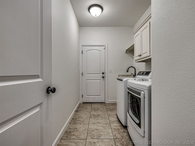 1937 Lester Avenue, Bartlesville, OK 74006