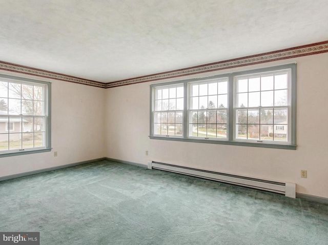 443 LAKE MEADE DR, East Berlin, PA 17316