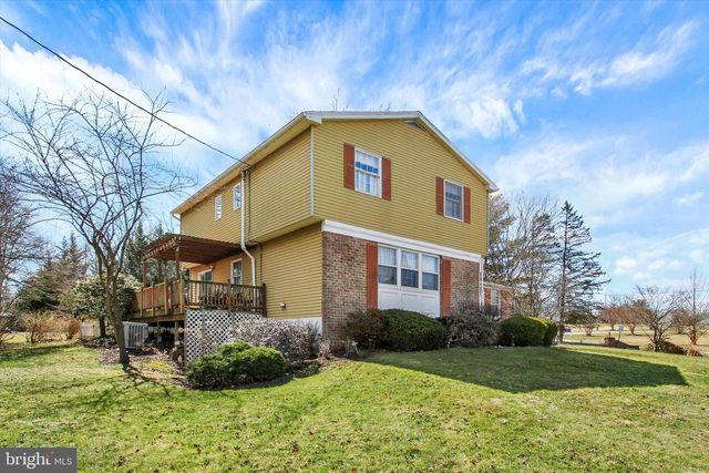 443 LAKE MEADE DR, East Berlin, PA 17316