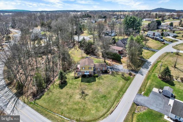 443 LAKE MEADE DR, East Berlin, PA 17316