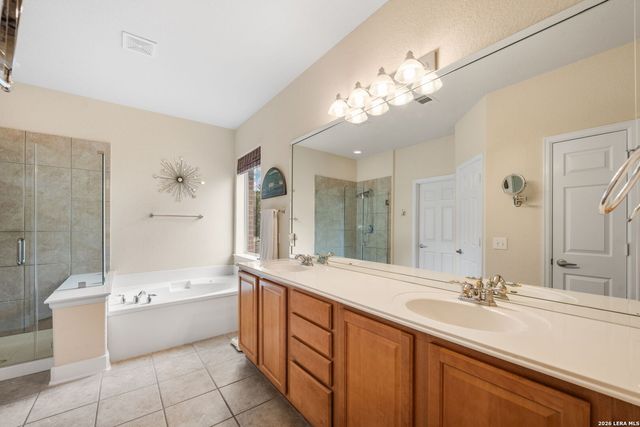 13039 Walking Horse, Helotes, TX 78023