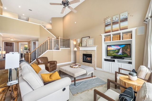 13039 Walking Horse, Helotes, TX 78023