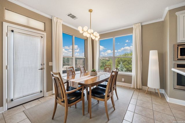 13039 Walking Horse, Helotes, TX 78023