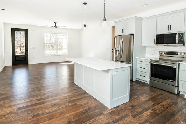 8190 S Stanford Road, Bloomington, IN 47403