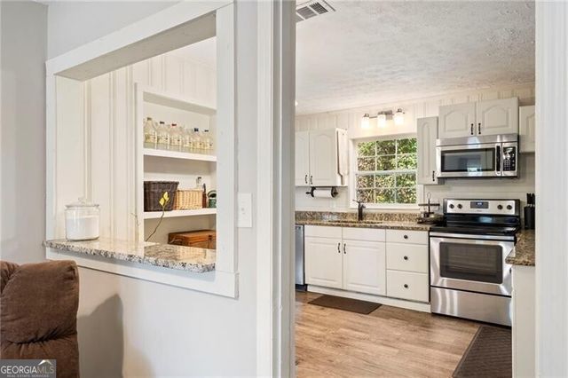 6762 Mason Creek Road, Douglasville, GA 30135