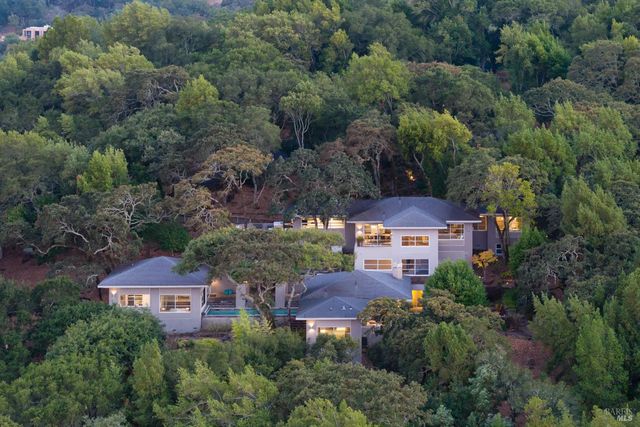 3685 White Alder, Sonoma, CA 95476