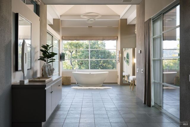 3685 White Alder, Sonoma, CA 95476