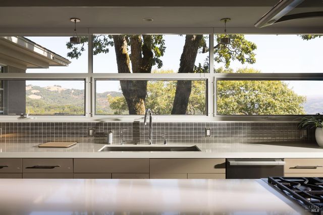 3685 White Alder, Sonoma, CA 95476