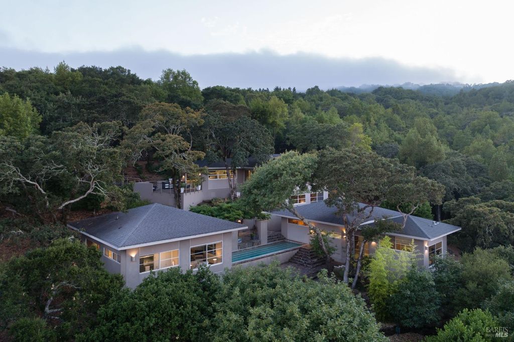 3685 White Alder, Sonoma, CA 95476