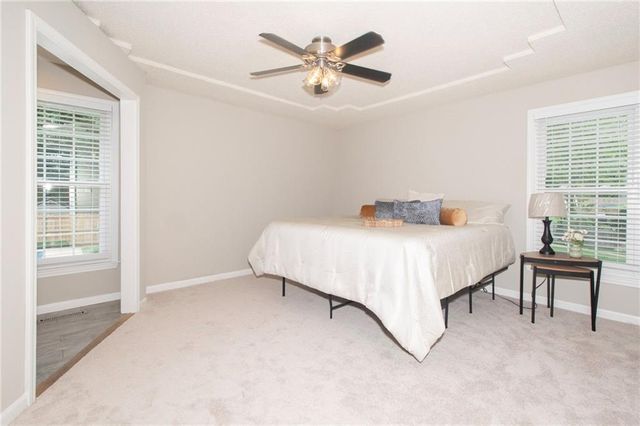 13293 W 112th Terrace, Overland Park, KS 66210