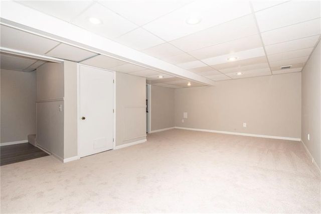 13293 W 112th Terrace, Overland Park, KS 66210