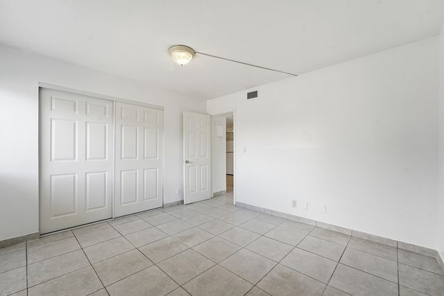 2671 Riverside Drive 1, Coral Springs, FL 33065