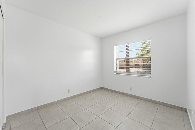 2671 Riverside Drive 1, Coral Springs, FL 33065