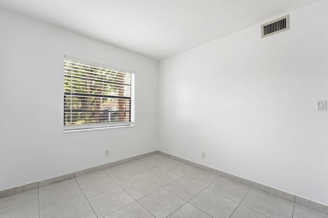 2671 Riverside Drive 1, Coral Springs, FL 33065