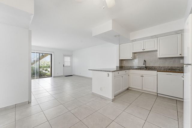 2671 Riverside Drive 1, Coral Springs, FL 33065