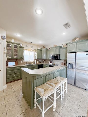 4056 Poplar Grove Dr, Addis, LA 70710