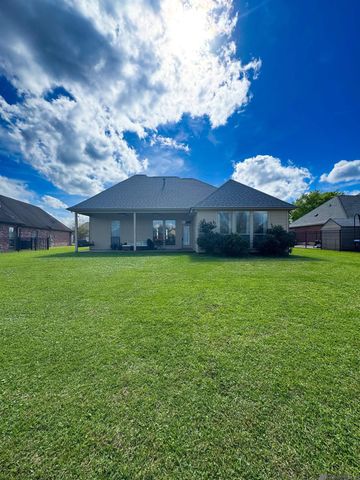 4056 Poplar Grove Dr, Addis, LA 70710
