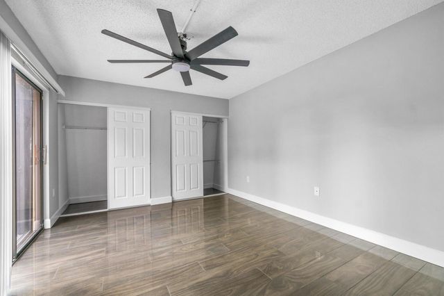 1015 10th Court, Palm Beach Gardens, FL 33410