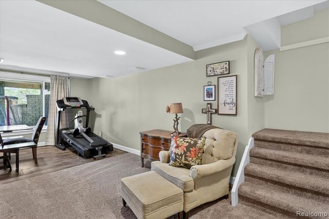 3860 E Commerce Road, Commerce Twp, MI 48382