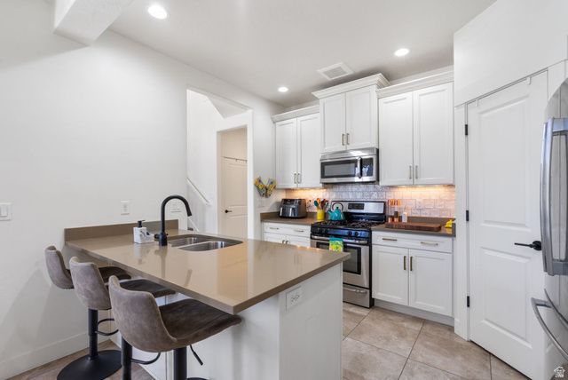 11267 S HIGH CREST LN, South Jordan, UT 84009