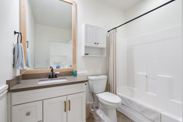 11267 S HIGH CREST LN, South Jordan, UT 84009