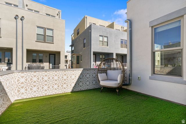 11267 S HIGH CREST LN, South Jordan, UT 84009