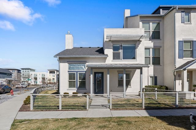 11267 S HIGH CREST LN, South Jordan, UT 84009