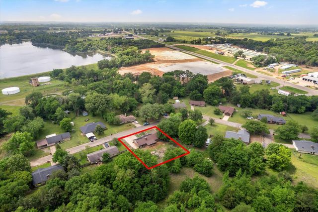 524 Park Lane, Mt Vernon, TX 75457