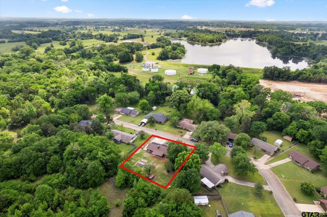 524 Park Lane, Mt Vernon, TX 75457