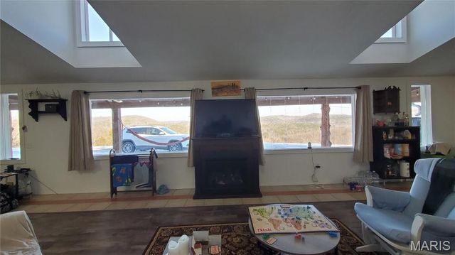 14055 State Route Cc, Salem, MO 65560