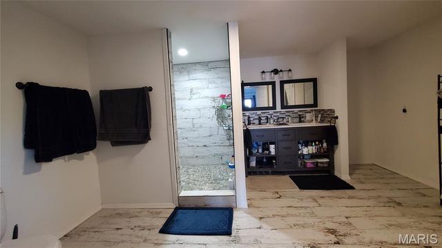 14055 State Route Cc, Salem, MO 65560