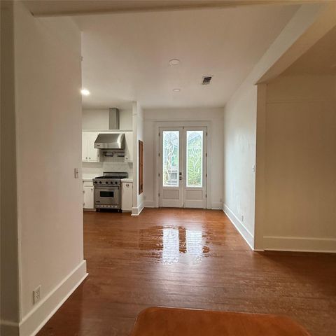 1604 S Austin Ave, Georgetown, TX 78626