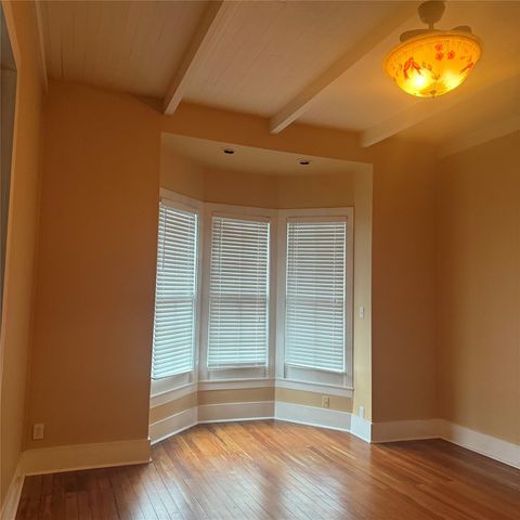 1604 S Austin Ave, Georgetown, TX 78626