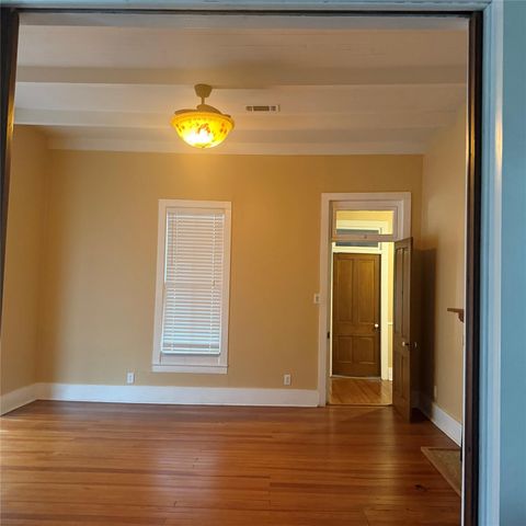 1604 S Austin Ave, Georgetown, TX 78626