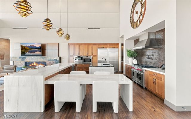 1300 Villa Barolo Avenue, Henderson, NV 89052