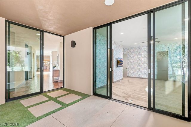 1300 Villa Barolo Avenue, Henderson, NV 89052