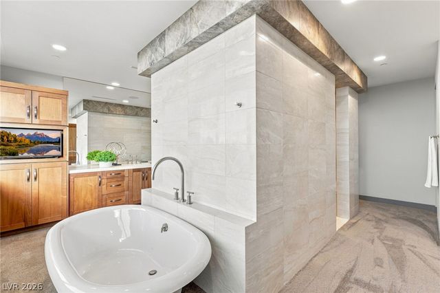 1300 Villa Barolo Avenue, Henderson, NV 89052