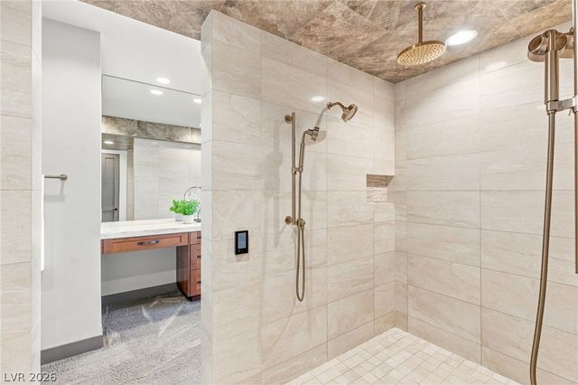 1300 Villa Barolo Avenue, Henderson, NV 89052